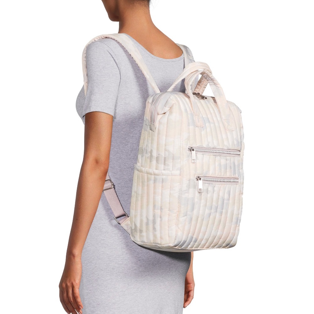 Backpack - Picture 4 of 4